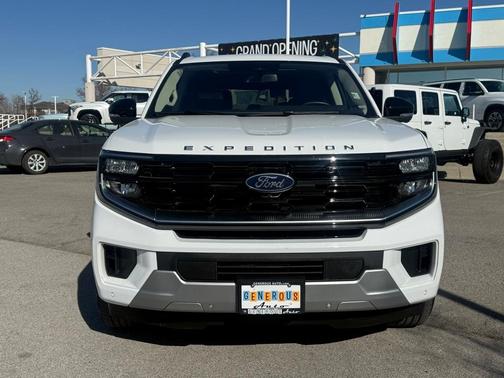 2025 Ford Expedition Max Platinum