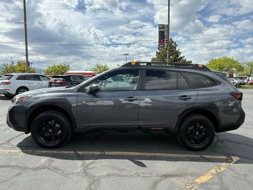 Magnetite Gray Metallic 2022 Subaru Outback Wilderness