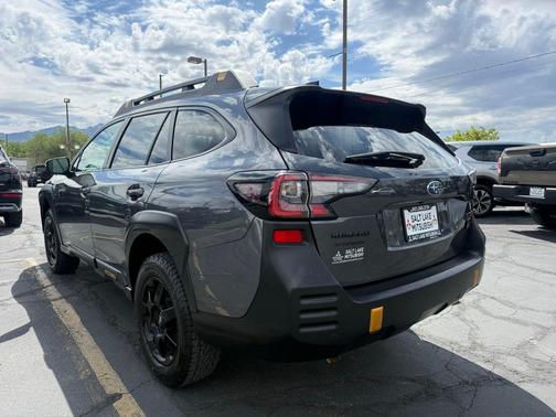 Magnetite Gray Metallic 2022 Subaru Outback Wilderness