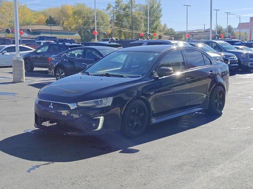 2017 Mitsubishi Lancer ES