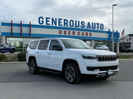 Bright White Clearcoat 2024 Jeep Wagoneer Series II