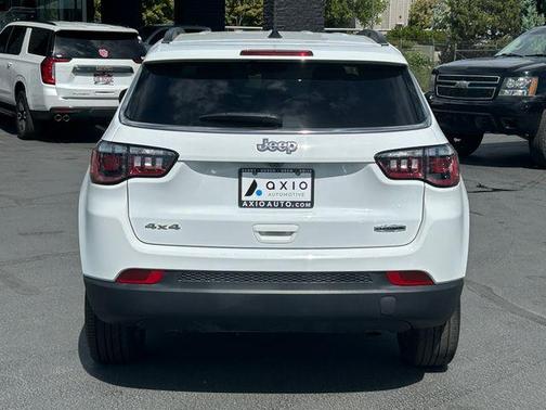 2023 Jeep Compass Latitude Lux