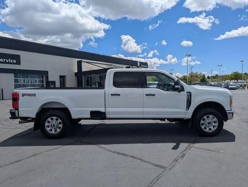 White 2023 Ford F-350