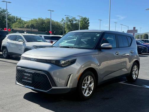 Steel Gray 2024 Kia Soul LX