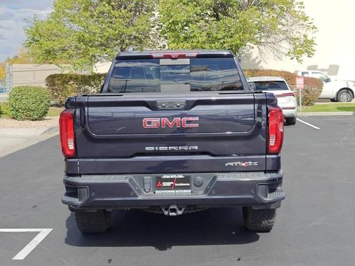 2023 GMC Sierra 1500 AT4X