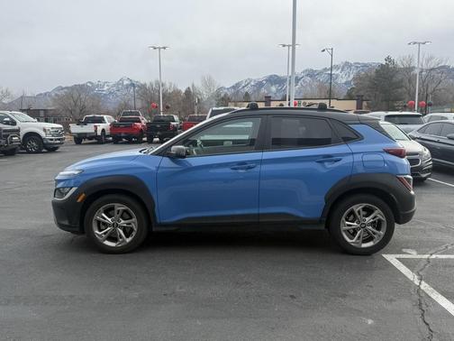 2022 Hyundai KONA SEL