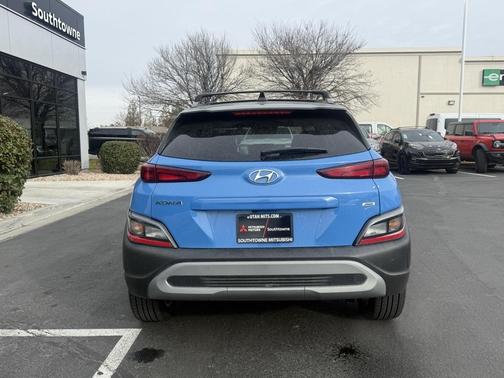 2022 Hyundai KONA SEL