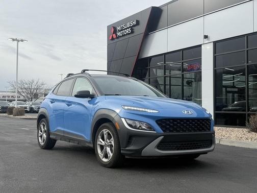 2022 Hyundai KONA SEL