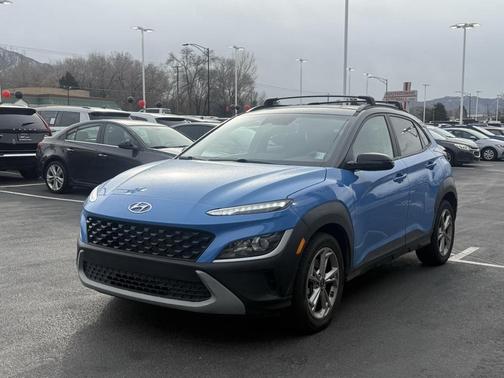 2022 Hyundai KONA SEL