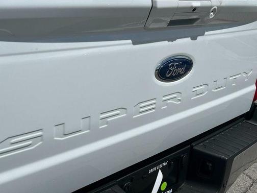 2024 Ford F-350 Lariat Super Duty
