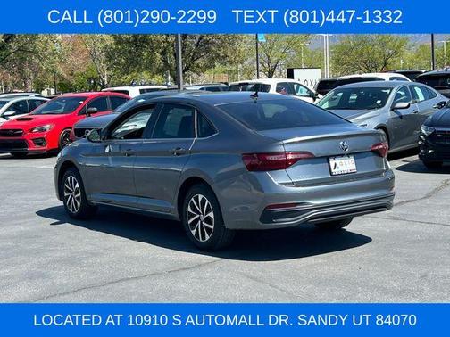 Platinum Gray Metallic 2023 Volkswagen Jetta 1.5T S