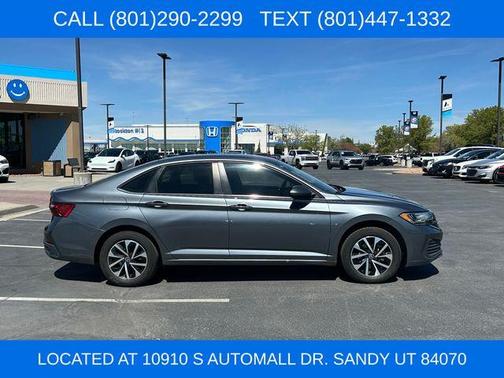Platinum Gray Metallic 2023 Volkswagen Jetta 1.5T S
