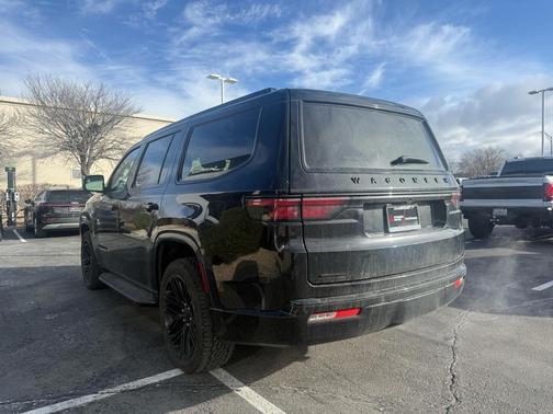 2023 Jeep Wagoneer Series II