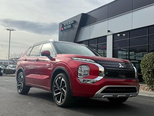 2025 Mitsubishi Outlander PHEV 