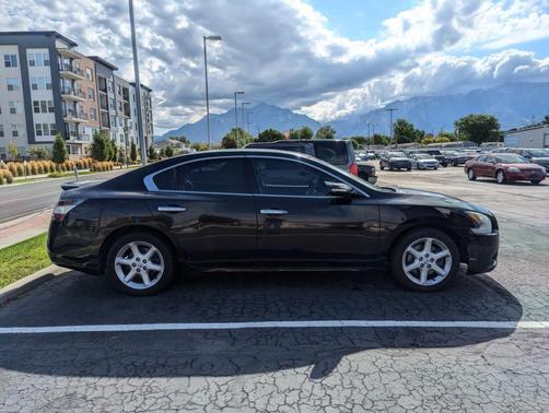 2014 Nissan Maxima SV