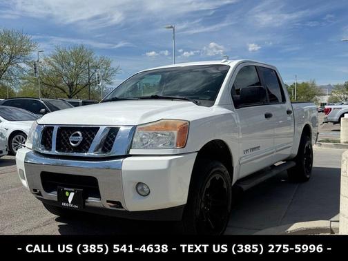 Glacier White 2014 Nissan Titan SV