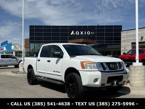 Glacier White 2014 Nissan Titan SV
