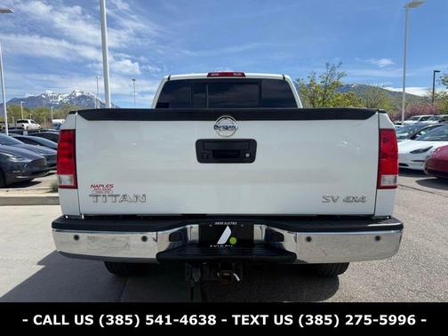 Glacier White 2014 Nissan Titan SV