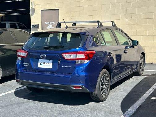 Lapis Blue Pearl 2018 Subaru Impreza 2.0i