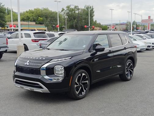 2025 Mitsubishi Outlander PHEV SE