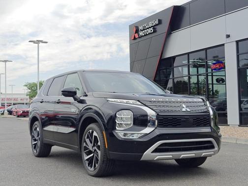 2025 Mitsubishi Outlander PHEV SE