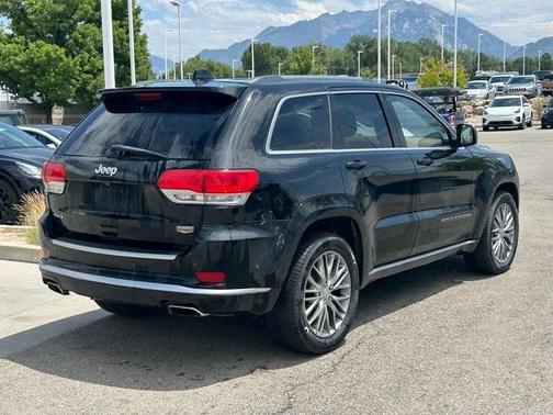 2017 Jeep Grand Cherokee Summit