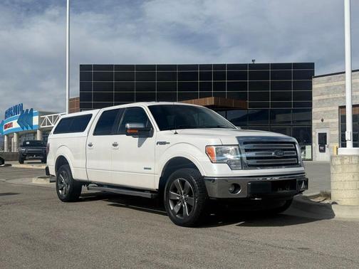 White Platinum Clearcoat Metallic 2013 Ford F-150 Lariat