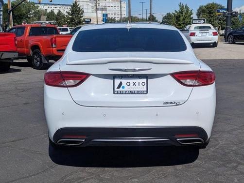 2015 Chrysler 200 C