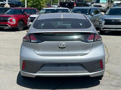 2021 Hyundai IONIQ Plug-In Hybrid SEL