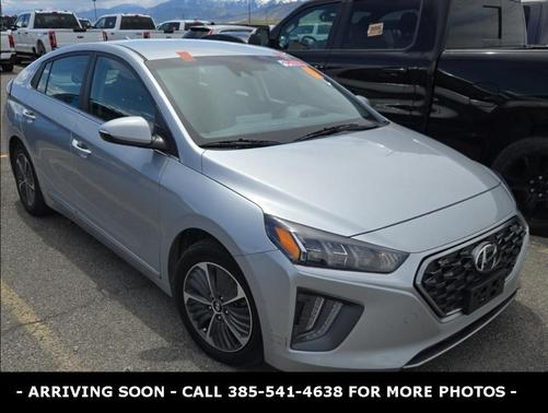 2021 Hyundai IONIQ Plug-In Hybrid SEL