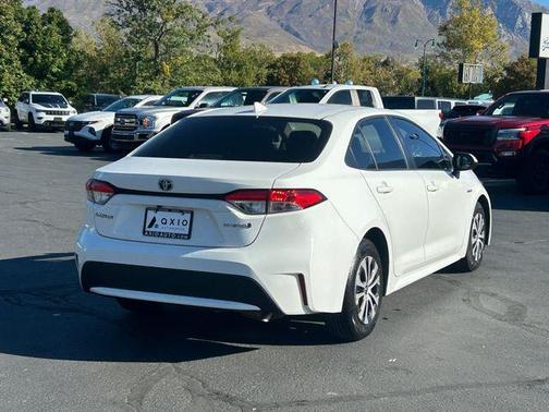 2021 Toyota Corolla Hybrid LE