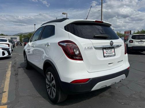 Summit White 2022 Buick Encore Preferred