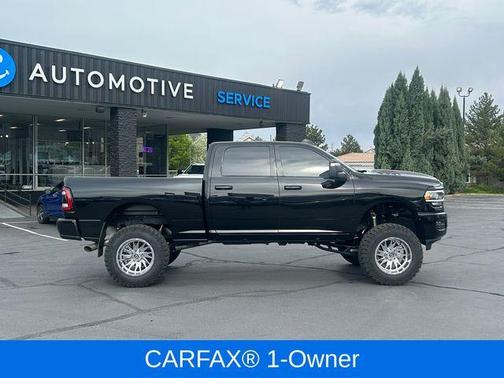 Diamond Black 2024 RAM 2500 Laramie