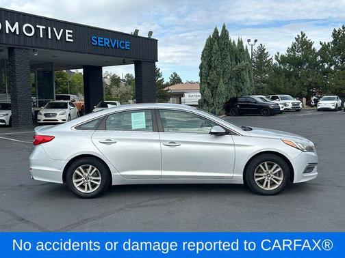 2015 Hyundai SONATA SE