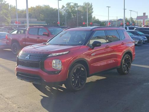 2025 Mitsubishi Outlander PHEV