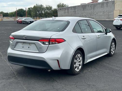 Classic Silver Metallic 2024 Toyota Corolla LE