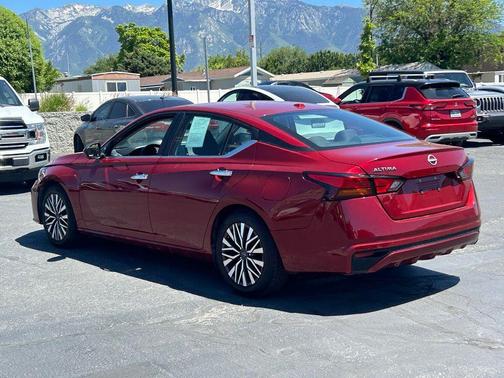 Scarlet Ember 2025 Nissan Altima SV
