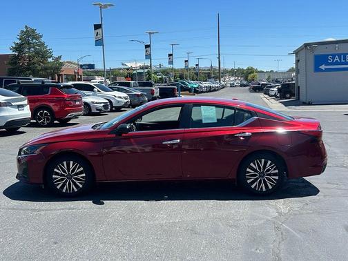 Scarlet Ember 2025 Nissan Altima SV