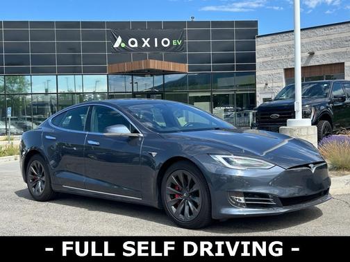 2020 Tesla Model S Performance