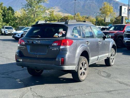 2010 Subaru Outback 2.5i Premium