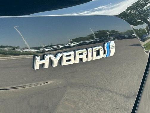 2016 Toyota Prius Two