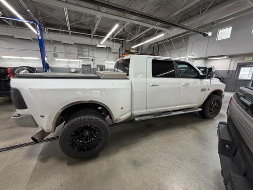 2012 RAM 3500 SLT