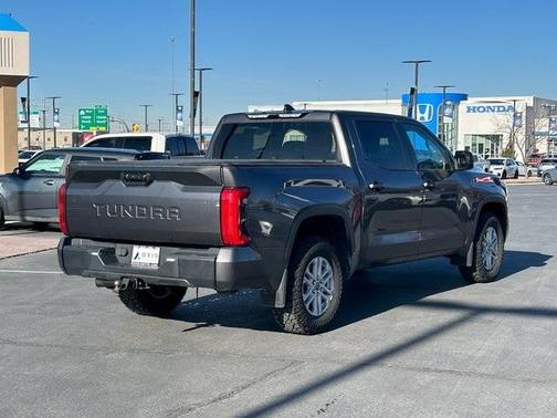 2022 Toyota Tundra SR5