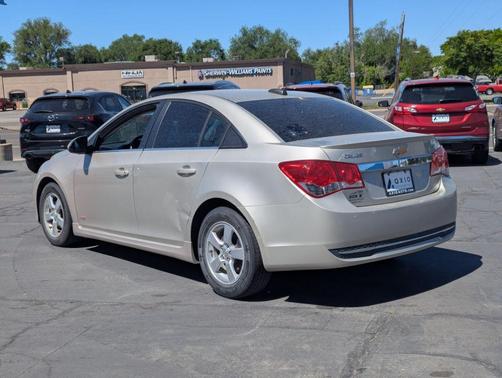 Champagne Silver 2015 Chevrolet Cruze 1LT