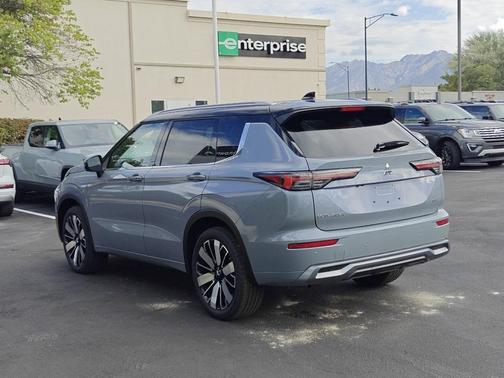 2025 Mitsubishi Outlander
