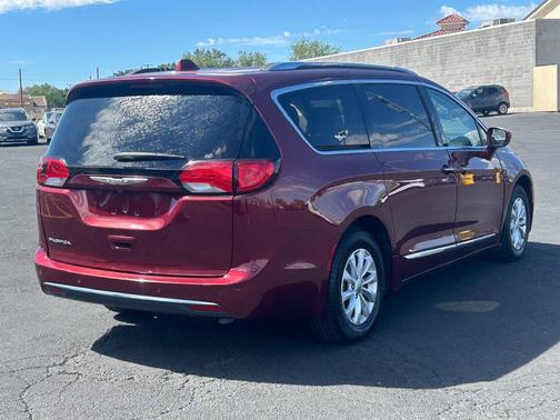Velvet Red Pearlcoat 2018 Chrysler Pacifica Touring-L