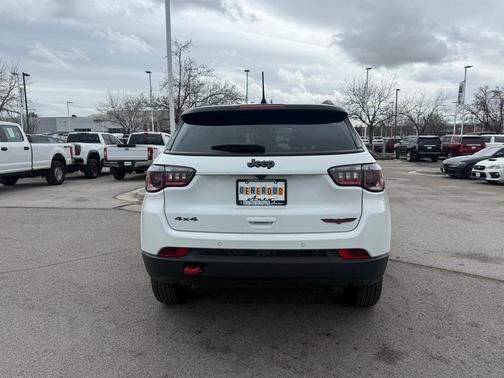 2024 Jeep Compass Trailhawk