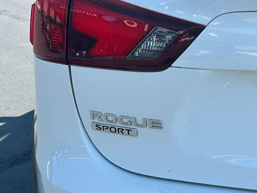 Glacier White 2019 Nissan Rogue Sport S