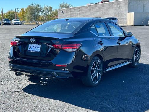 Black 2025 Nissan Sentra SR