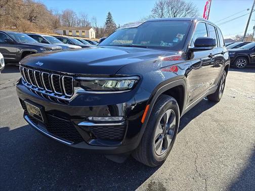 2023 Jeep Grand Cherokee 4xe Base